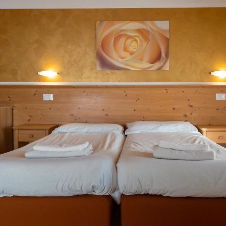 Agritur Al Vigneto Panzió Trento Kültér fotó