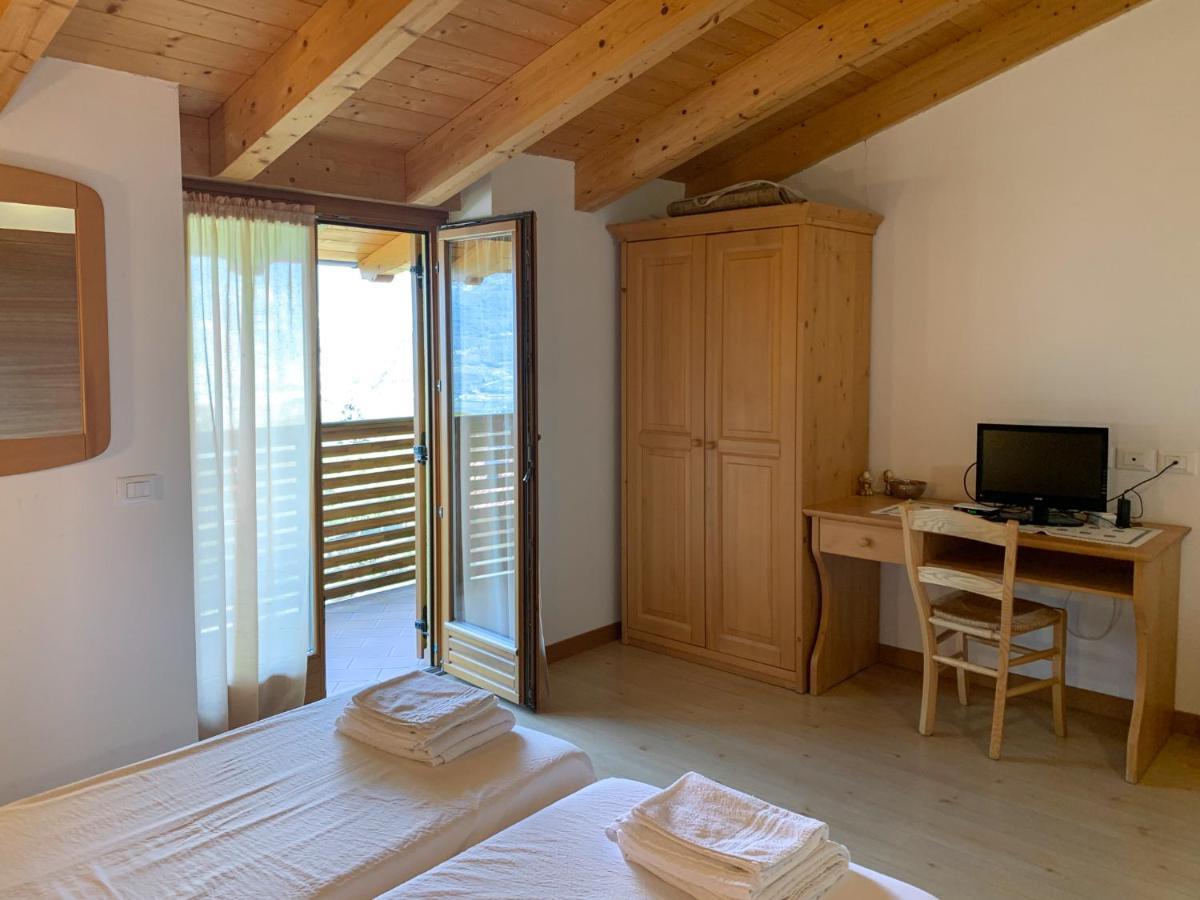 Agritur Al Vigneto Panzió Trento Kültér fotó