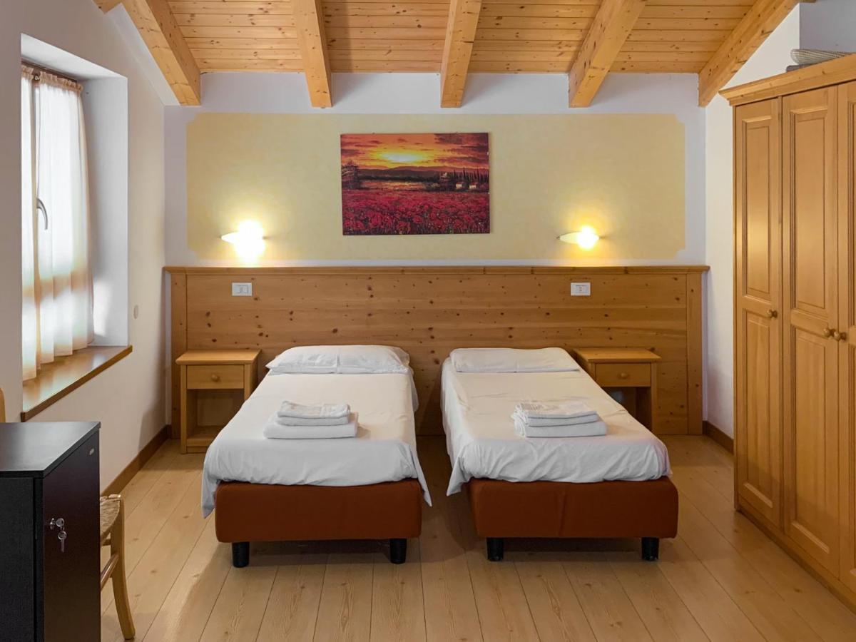 Agritur Al Vigneto Panzió Trento Kültér fotó